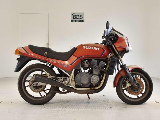 Suzuki GSX400FW 1984