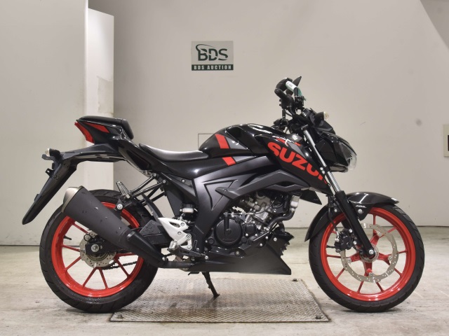 Suzuki GSX-S125