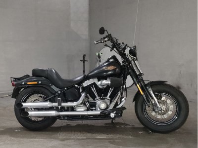 HD CROSS BONES FLSTSB1580 2011