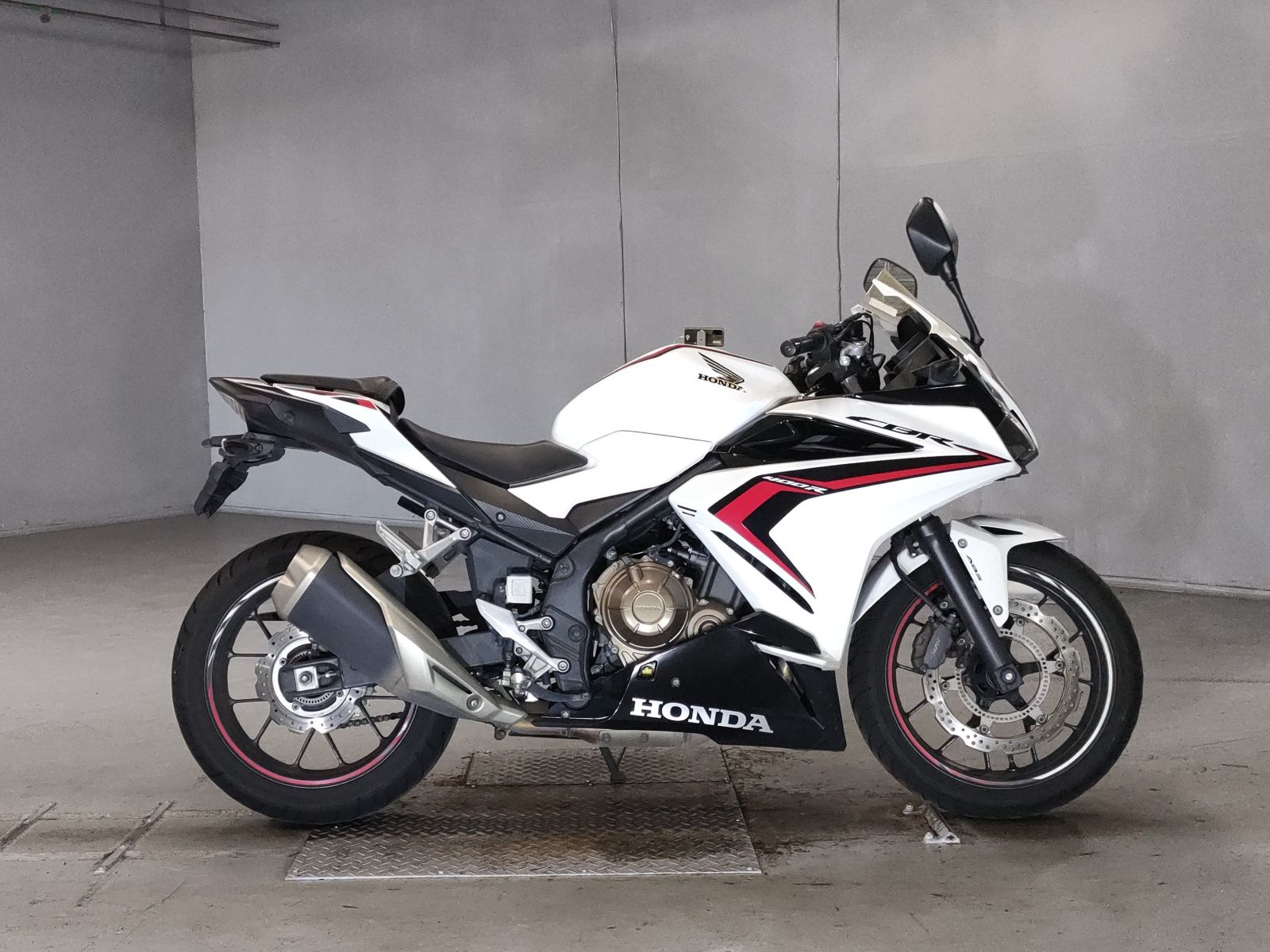 Honda CBR400R 2019