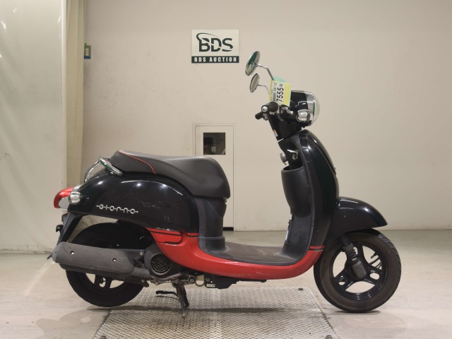Honda GIORNO 2012