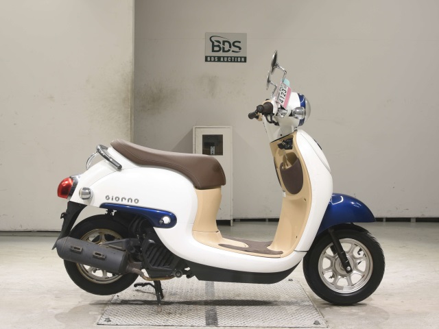 Honda GIORNO 2016