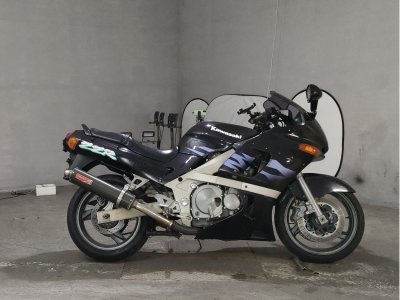 Kawasaki ZZ-R400 1995