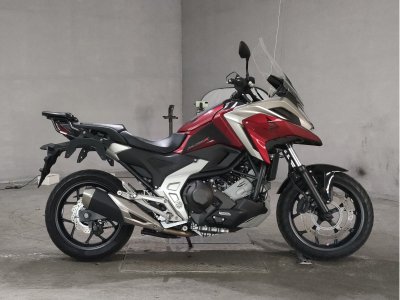 Honda NC750X 2024