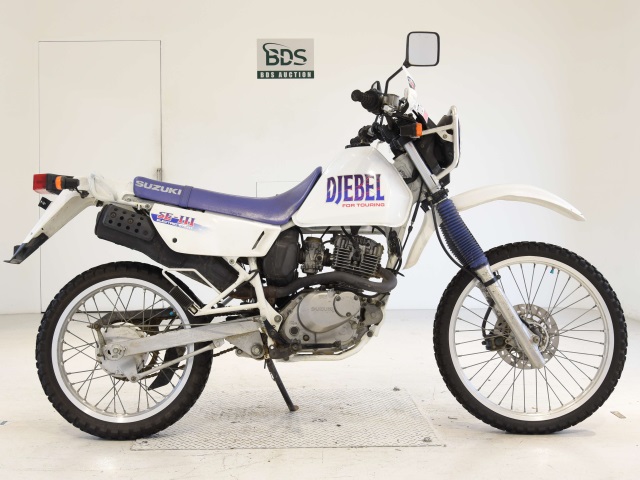 Suzuki DJEBEL125