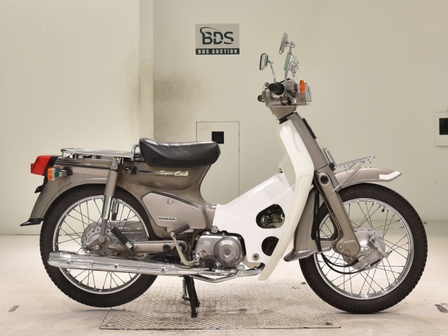 Honda C90-E 2002