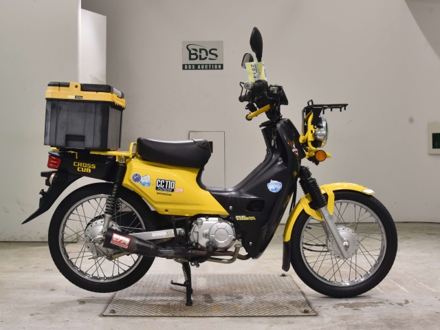 Honda CC110 CROSSCUB 2016