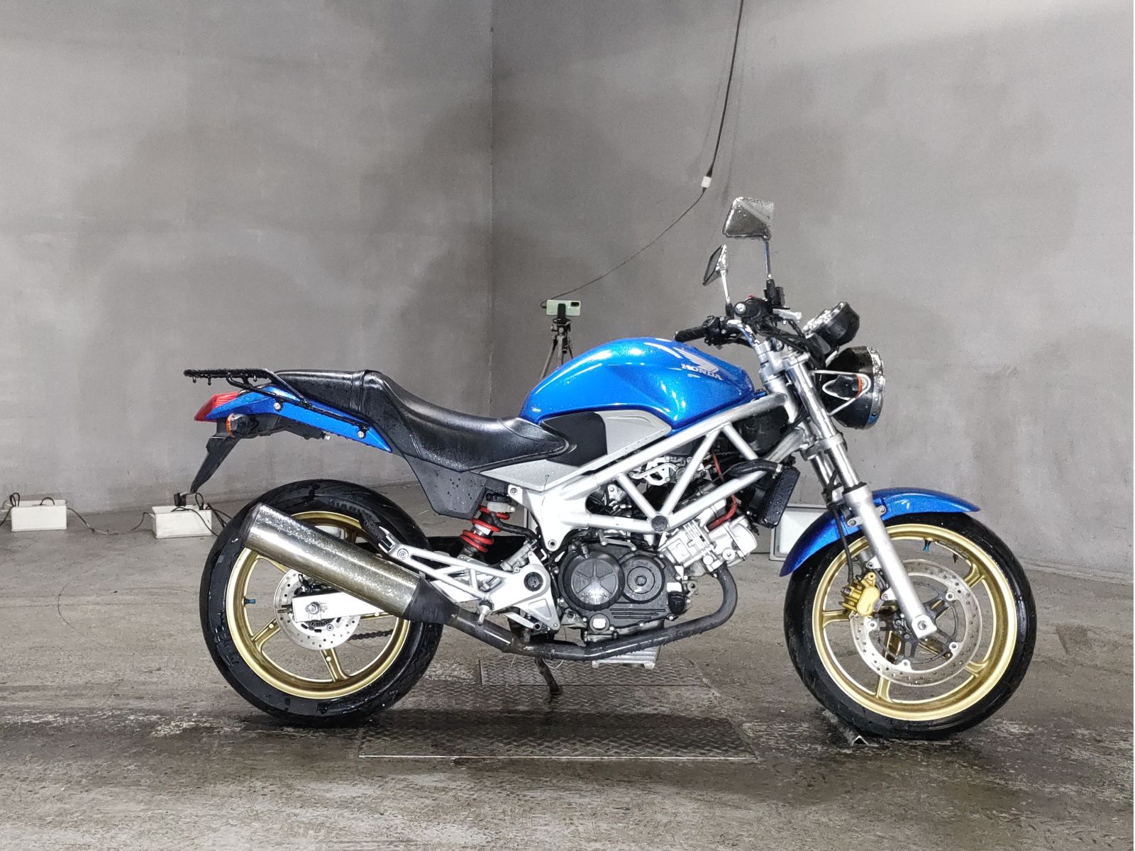Honda VTR250 2009