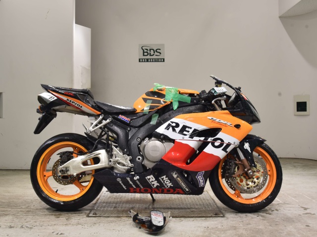 Honda CBR1000RR 2004