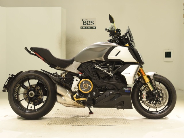 Ducati DIAVEL 1260S 2019