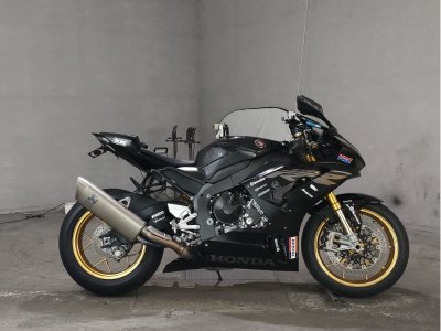 Honda CBR1000RR SP 2022