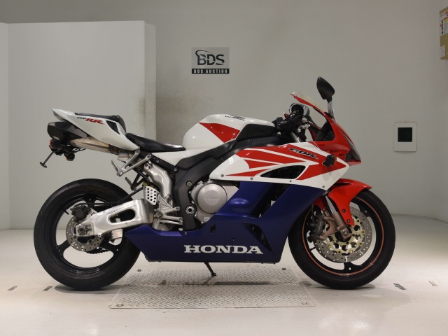 Honda CBR1000RR 2005
