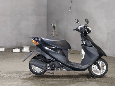 Suzuki ADDRESS V50