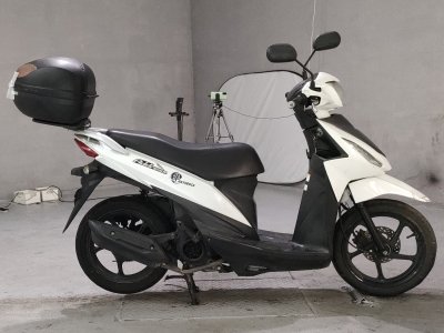 Suzuki ADDRESS V110