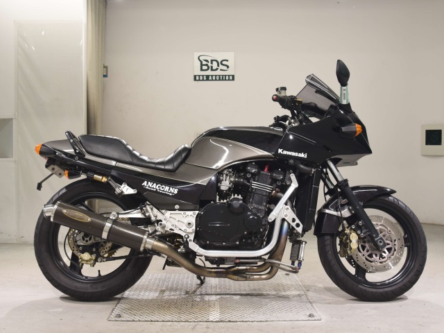 Kawasaki GPZ900R 1993