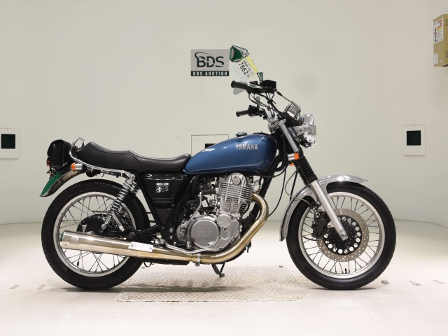 Yamaha SR400 2020