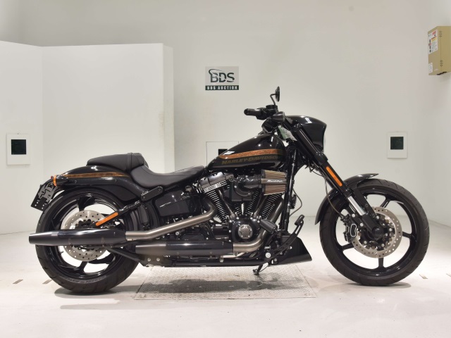 HD BREAKOUT FXSB1800 2016