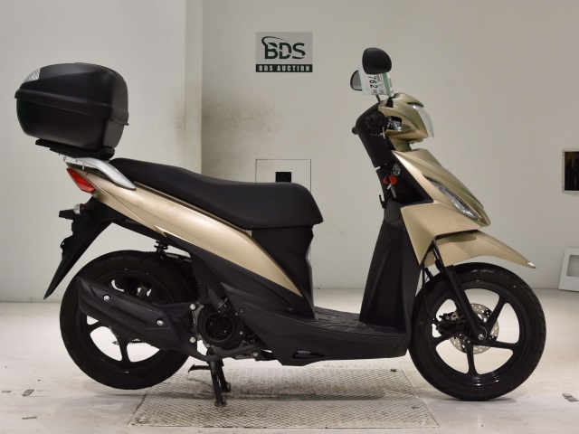 Suzuki ADDRESS V110