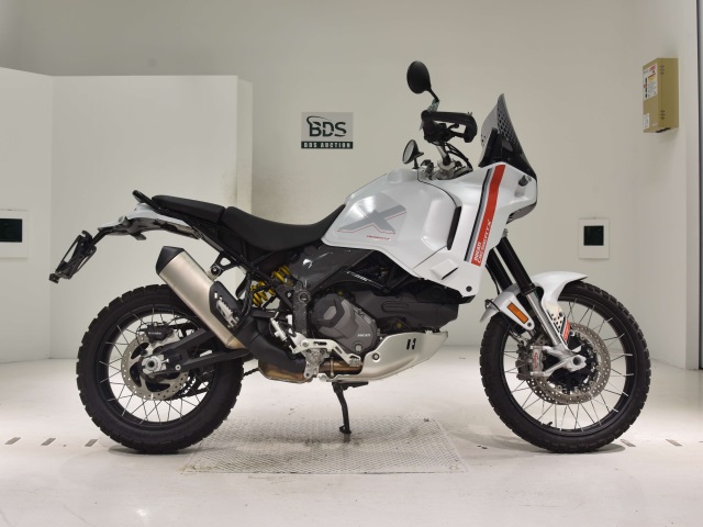 Ducati DESERT X 2023