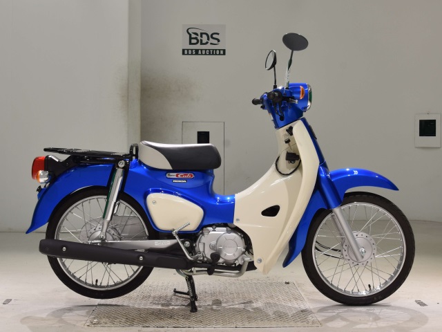 Honda C50 2022