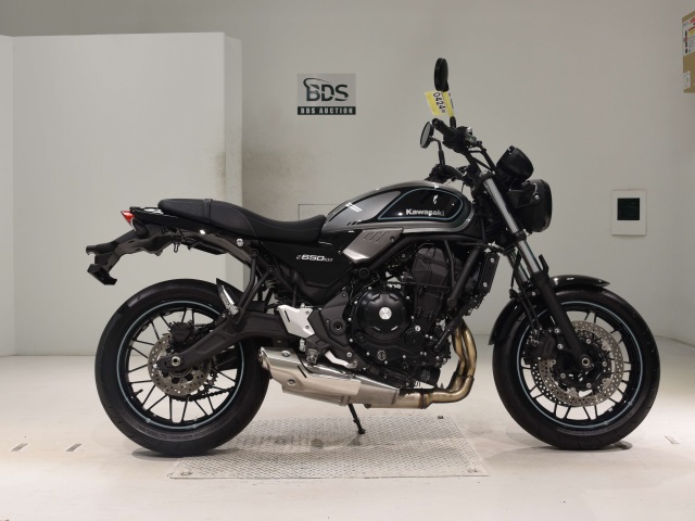 Kawasaki Z650RS 2023