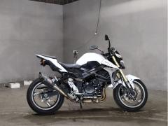 Suzuki GSR750 2013