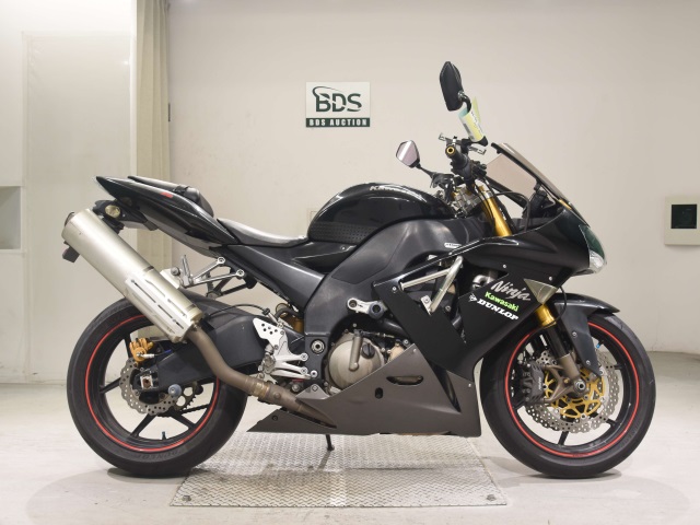 Kawasaki NINJA ZX-10R 2005