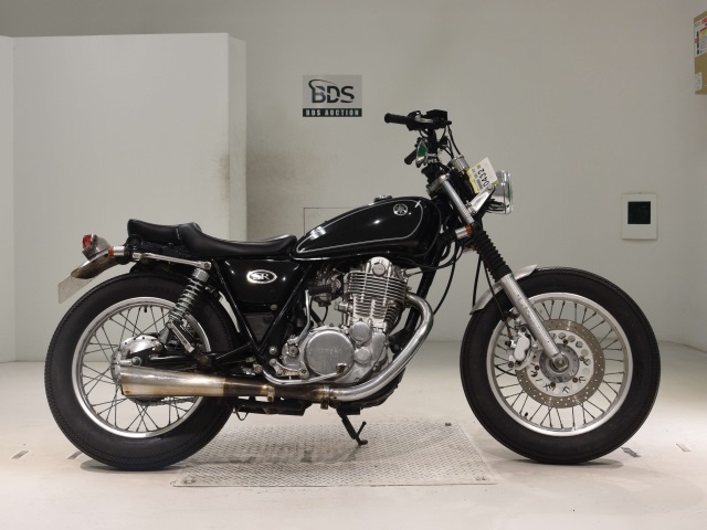 Yamaha SR400 2006