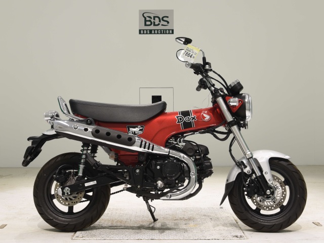 Honda DAX125 2022