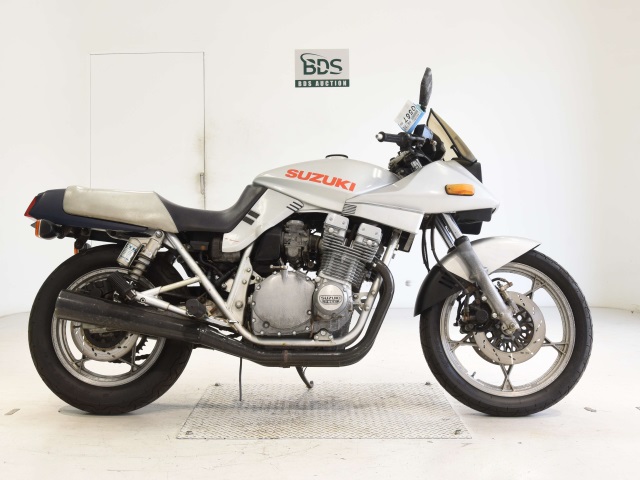 Suzuki GSX1100S KATANA 1982