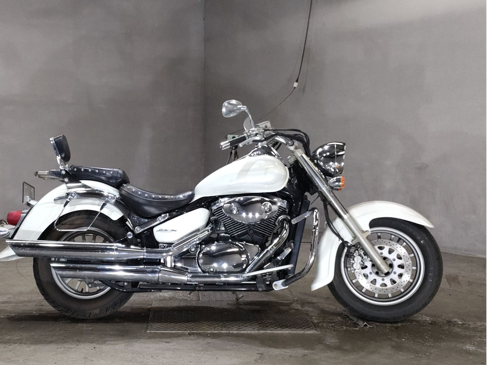 Suzuki INTRUDER 400 CLASSIC 2006