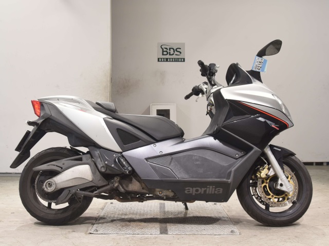 Aprilia SRV850 2019