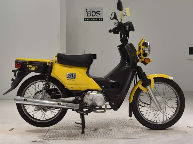 Honda CC110 CROSSCUB 2016
