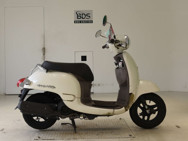 Honda GIORNO 2011