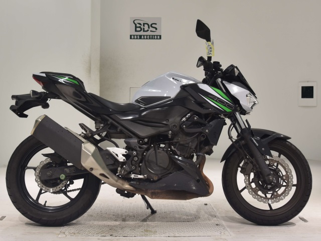 Kawasaki Z400 2019