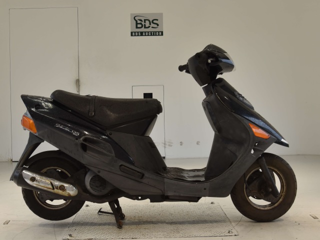 Suzuki VECSTAR 125