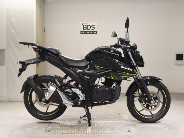 Suzuki GIXXER150