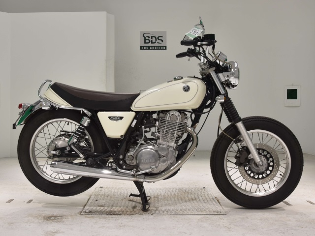 Yamaha SR400 2014