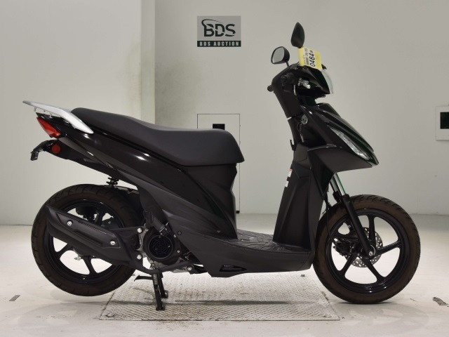 Suzuki ADDRESS V110