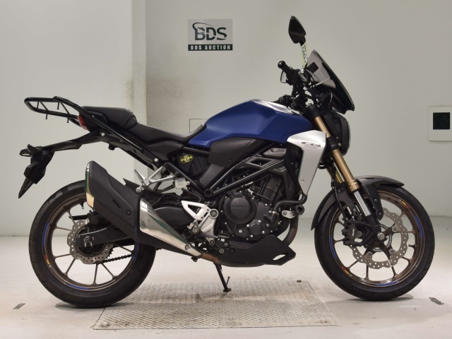 Honda CB250RA 2019