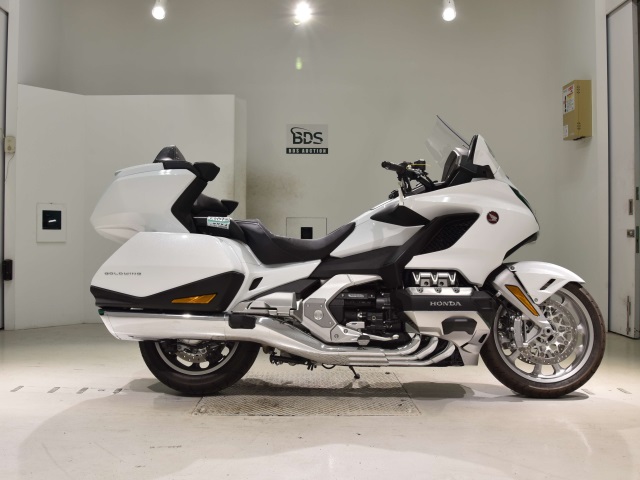 Honda GL1800 TOUR 2024