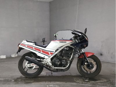 Yamaha FZ400R 1984