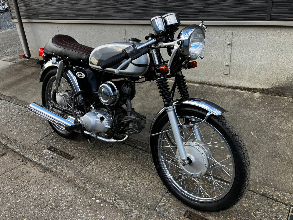 Yamaha YB-1FOUR 2001