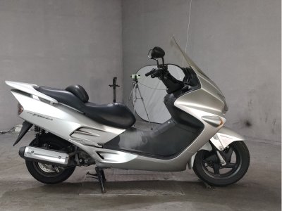 Honda FORZA 2000