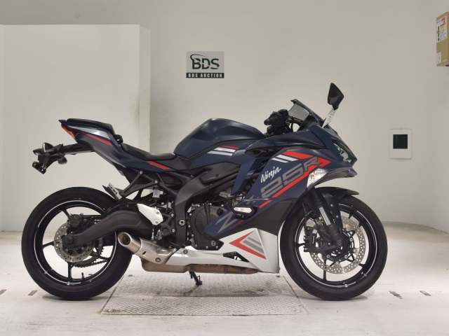 Kawasaki NINJA ZX-25R 2022