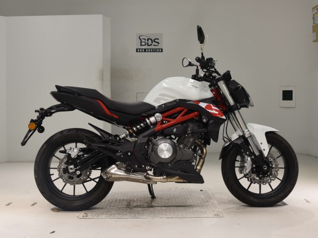 Benelli TNT 249 S 2022