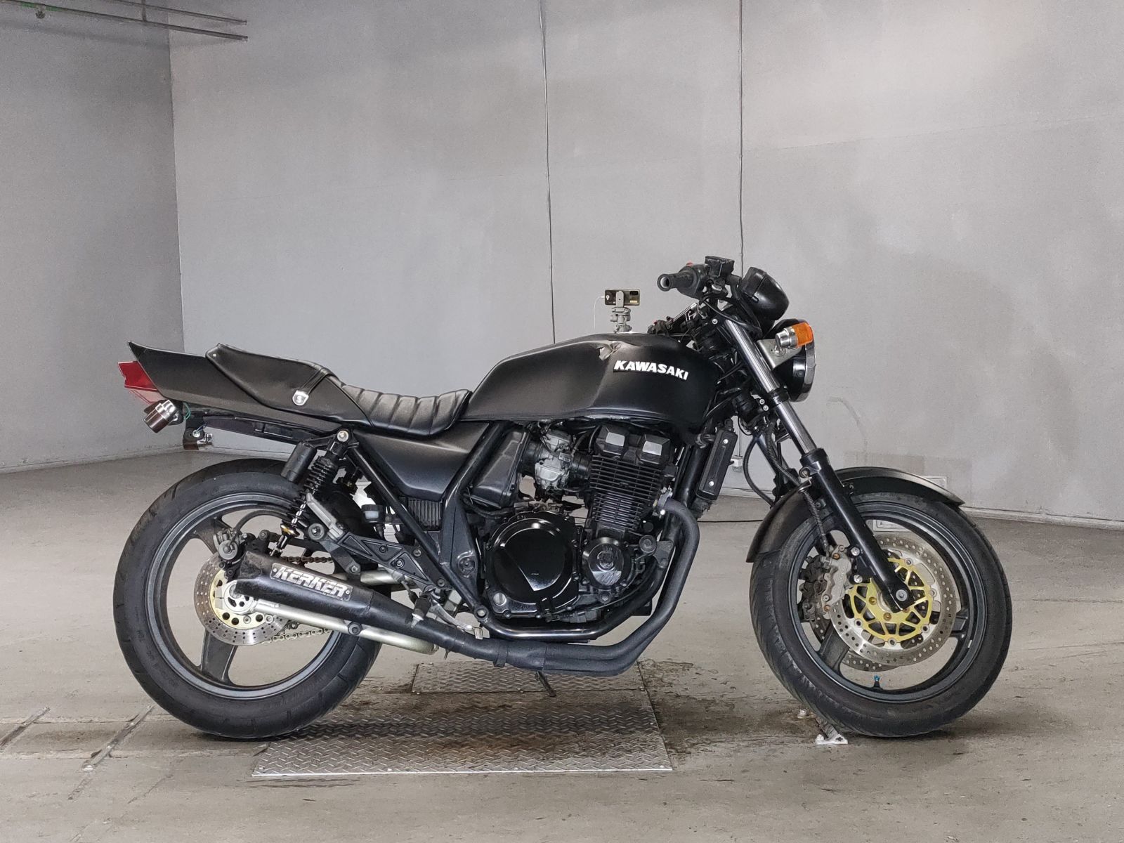 Kawasaki ZRX400 2002