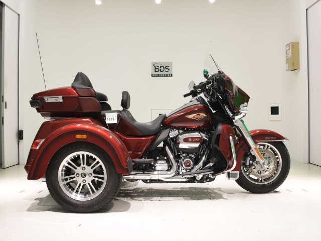 HD ELECTRA GLIDE FLHTCU1870 TRIKE 2023