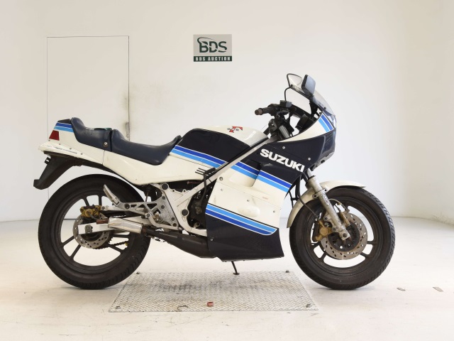 Suzuki RG250 GAMMA