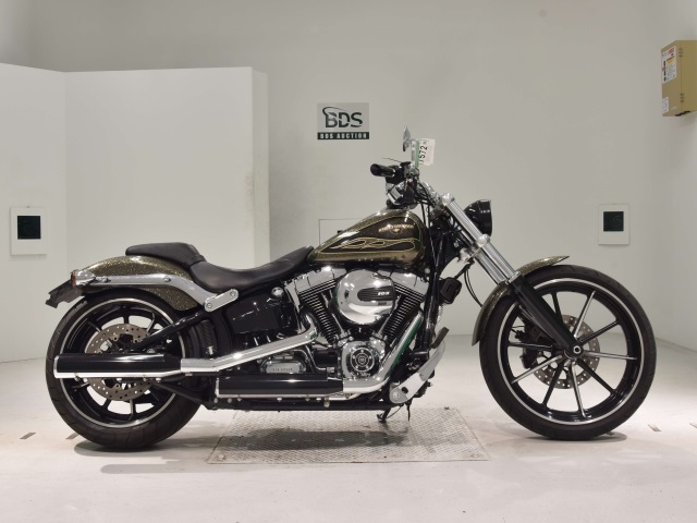 HD BREAKOUT FXSB1690 2016